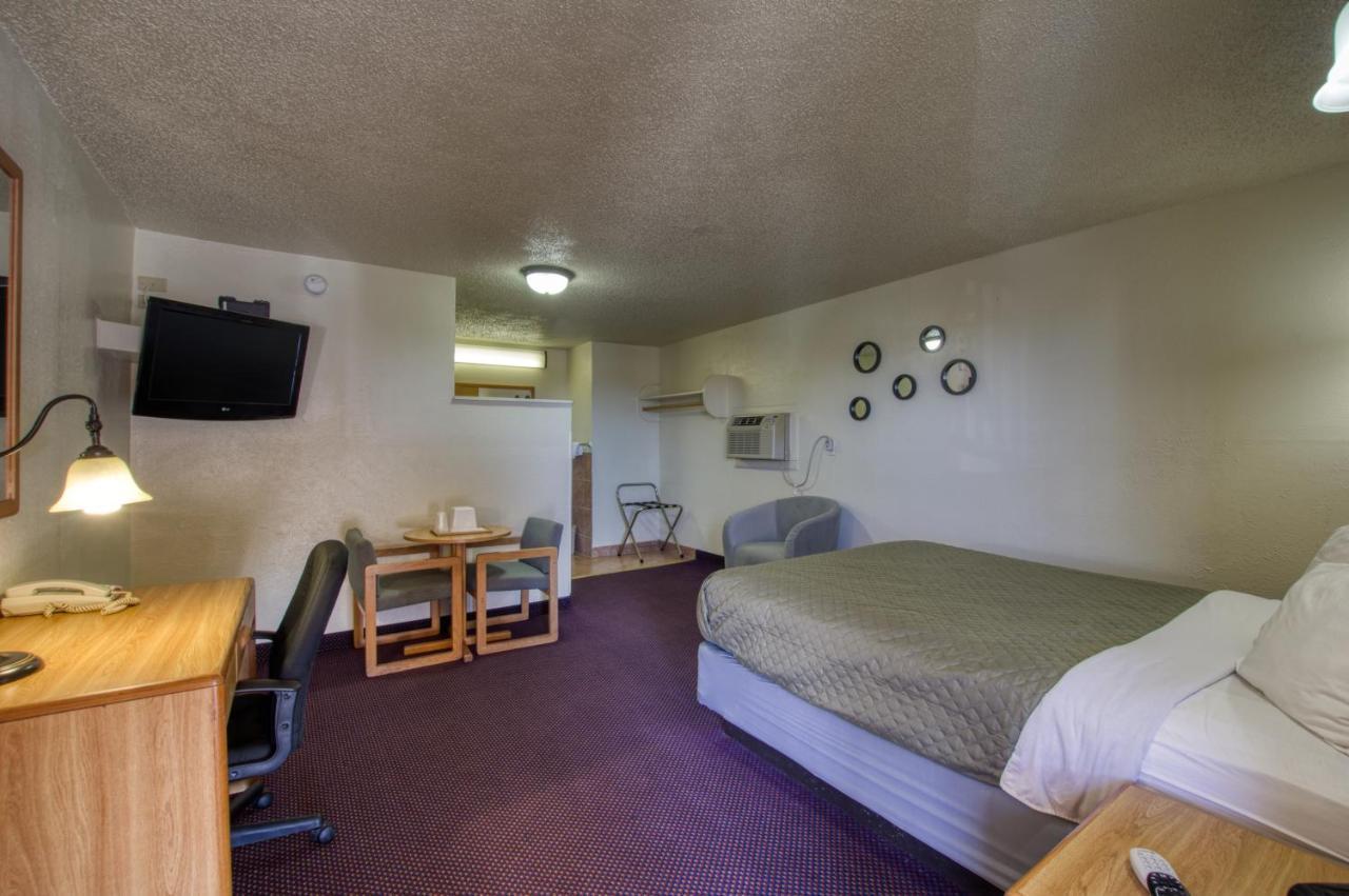 Western Motel Shamrock Exterior photo